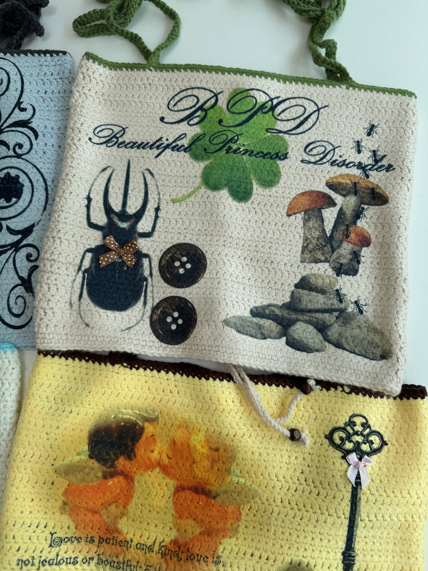 HOLECO Printed Knit Top 02 ⭐️🦴🪵