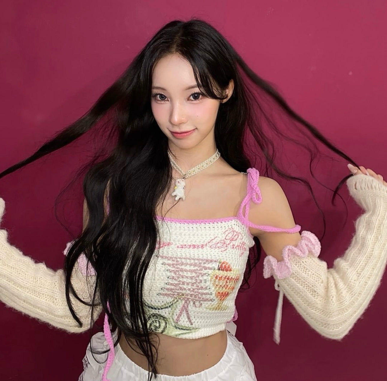 HOLECO Knit Printed Top 01