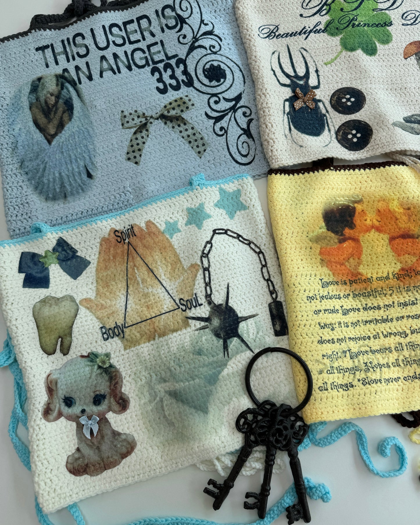 HOLECO Printed Knit Top 02 ⭐️🦴🪵